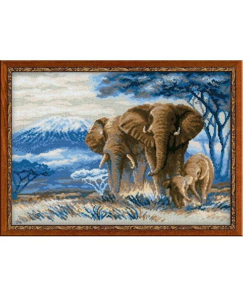 Elephants in the Savannah 1144