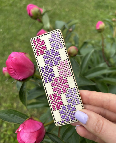 Mini skirtukas. Gėlės – siuvinėjimo kryželiu rinkinys MP160